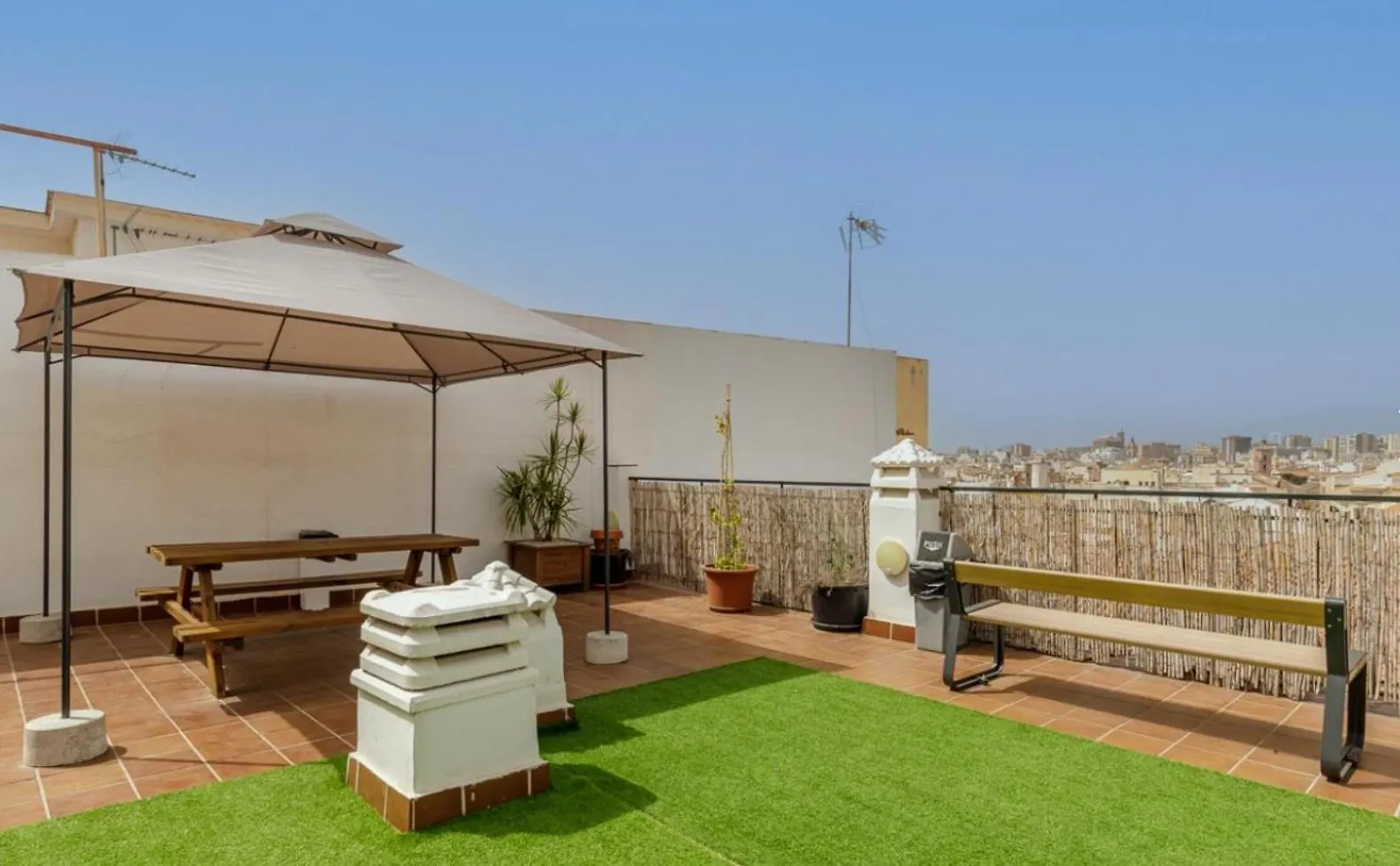 Apartman Apartamento Centrico La Merced - Free Parking & Free Gym Málaga
